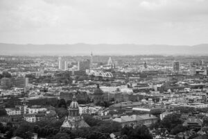 Nielad przestrzenny w miastach jak chaos urbanistyczny wpływa na życie mieszkańców