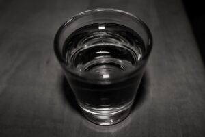Renta alkoholowa w Polsce: kto ją otrzymuje i jakie są koszty dla budżetu państwa