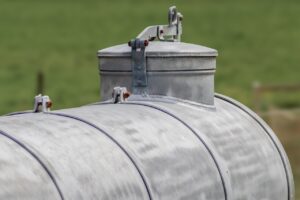 Zgłoszenie Budowy Szamba do 10m3: Kiedy Wymagane Jest Pozwolenie?