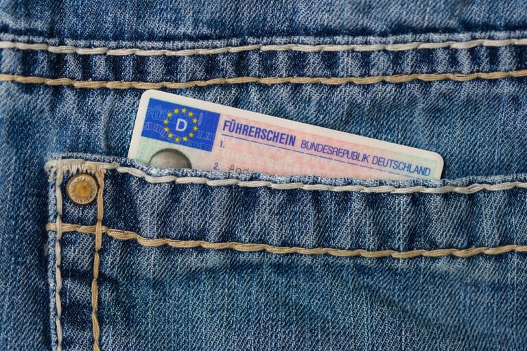 Czy odebranie prawa jazdy dotyczy wszystkich kategorii uprawnień?